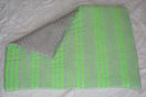 tapis pour chihuahua gris et vert fluo